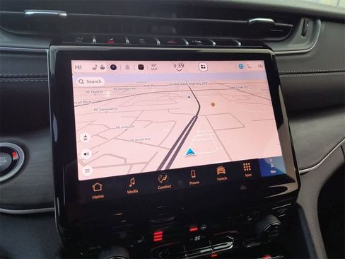 New 2025 Jeep Grand Cherokee L Limited w/ Trailer Tow Package image 18