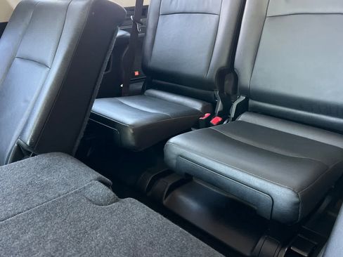Used 2022 Toyota 4Runner Limited AWD/4WD image 18