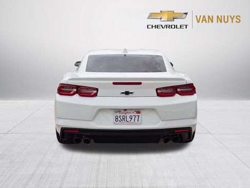 Used 2020 Chevrolet Camaro LT RWD image 6