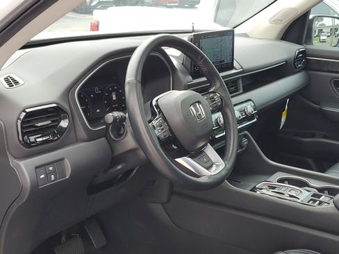 Used 2024 Honda Pilot Elite image 10