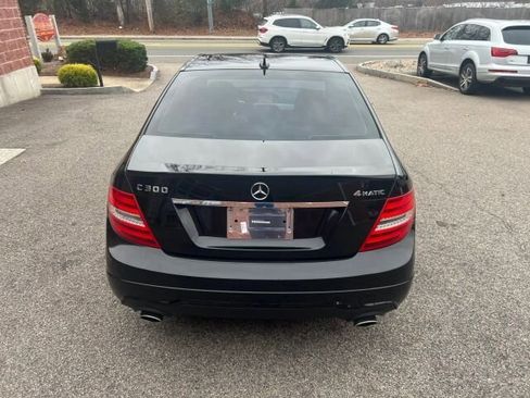 Used 2013 Mercedes-Benz C 300 4MATIC Sedan image 4