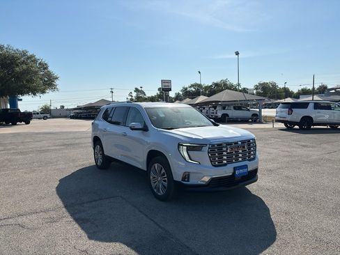 Used 2027 GMC Acadia Denali FWD image 3