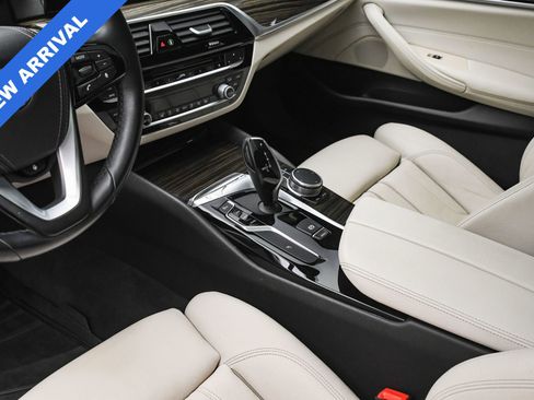 Used 2019 BMW 540i xDrive 540i xDrive image 38