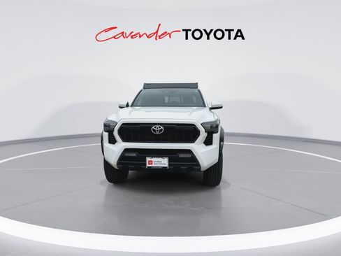 Certified 2024 Toyota Tacoma TRD Off-Road w/ TRD Off Road Upgrade Package AWD/4WD image 3