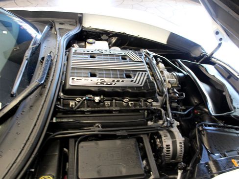 Used 2019 Chevrolet Corvette Z06 w/ Z07 Performance Package image 22