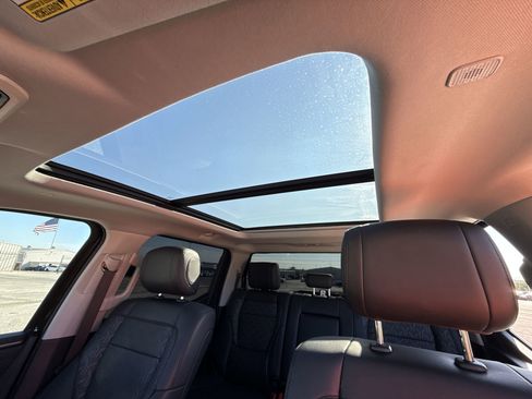 Used 2022 Toyota Tundra Limited AWD/4WD image 16