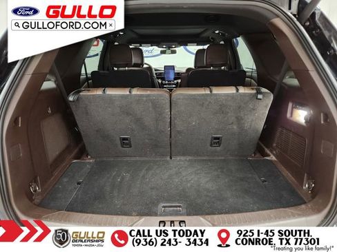Used 2023 Ford Explorer King Ranch w/ Technology Package image 9