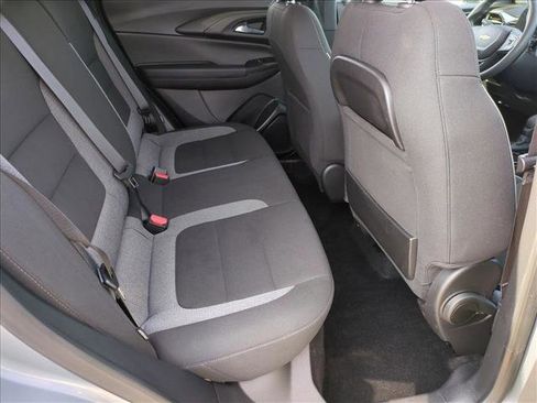 Used 2025 Chevrolet TrailBlazer LT image 19