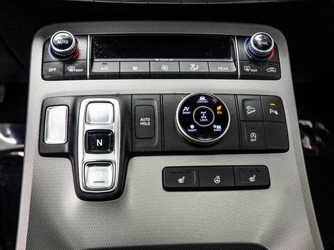 Used 2022 Hyundai Palisade SEL w/ Premium Package image 14