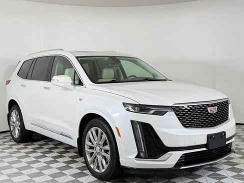 Certified 2023 Cadillac XT6 Premium Luxury w/ Technology Package AWD/4WD image 1