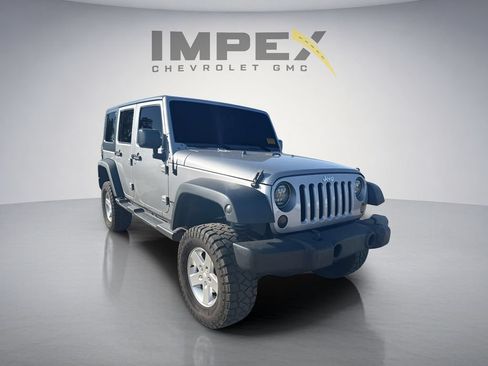 Used 2017 Jeep Wrangler Unlimited Sport w/ Quick Order Package 24S AWD/4WD image 7