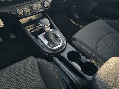 Used 2023 Kia Forte LXS FWD image 17