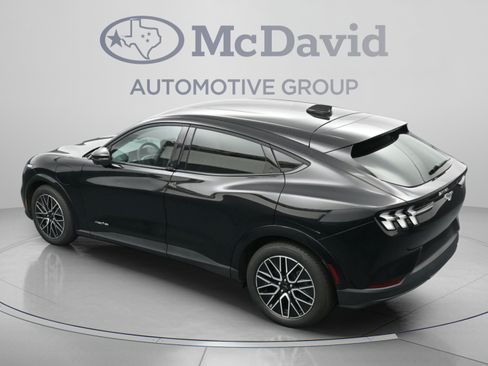 Used 2025 Ford Mustang Mach-E Premium AWD/4WD image 37