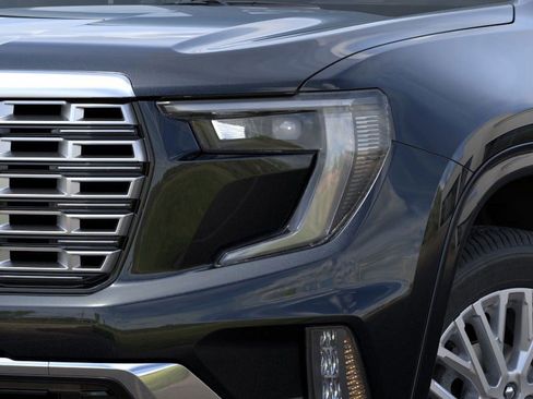 New 2026 GMC Acadia Denali w/ Super Cruise Package FWD image 37
