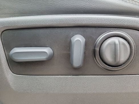 Certified 2022 Chevrolet Silverado 1500 High Country w/ Safety Package II image 18