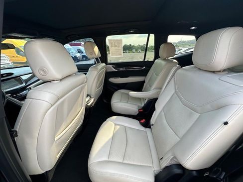 Used 2021 Cadillac XT6 Sport AWD/4WD image 9