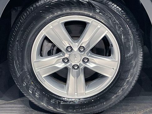 Used 2020 Chevrolet Trax LT w/ Driver Confidence Package image 36