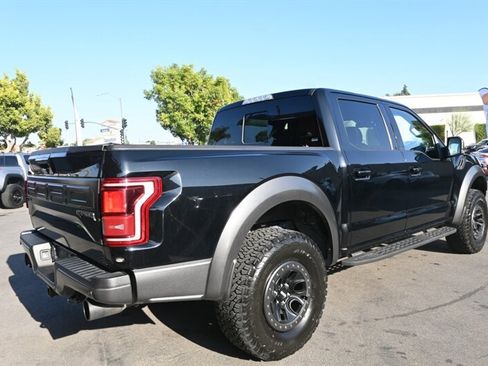 Used 2018 Ford F150 Raptor w/ Equipment Group 802A Luxury image 12