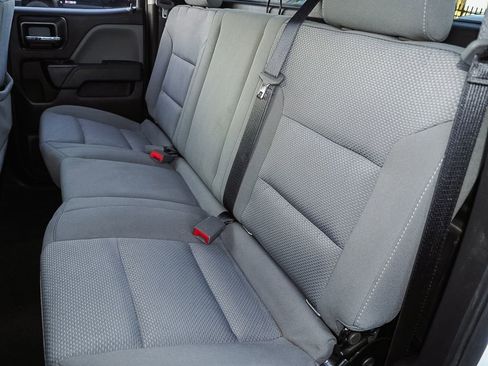 Used 2019 Chevrolet Silverado 1500 Custom w/ Custom Convenience Package image 23