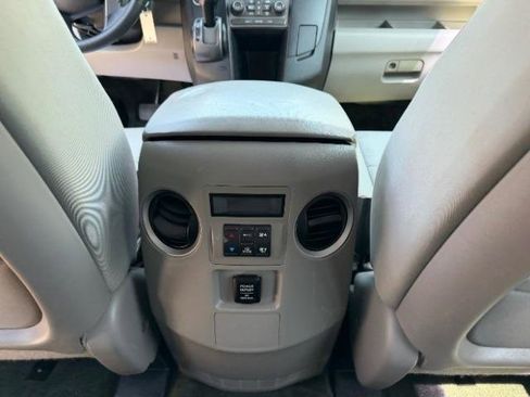 Used 2015 Honda Pilot LX image 32