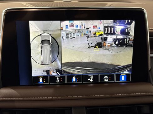 Used 2022 Chevrolet Tahoe High Country AWD/4WD image 37