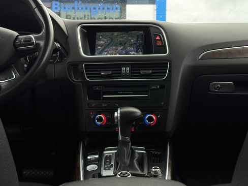 Used 2017 Audi Q5 2.0T Premium image 19