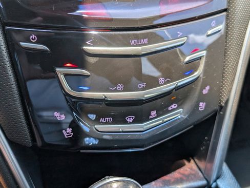 Used 2019 Cadillac XTS Luxury FWD image 24
