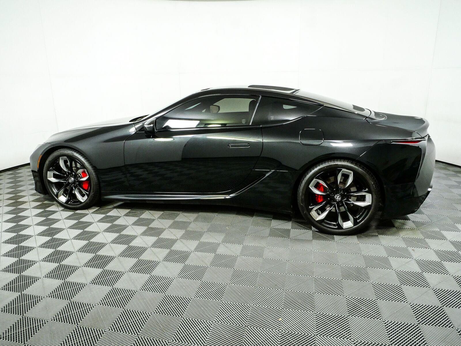 Used 2024 Lexus LC 500 Coupe w/ Sport Package RWD image 29