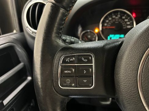 Used 2016 Jeep Wrangler Unlimited Sahara w/ Dual Top Group AWD/4WD image 20