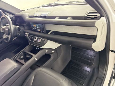 Used 2024 Land Rover Defender 110 S AWD/4WD image 29