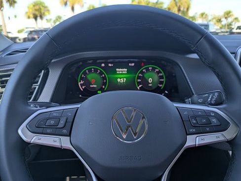 New 2026 Volkswagen Atlas Peak Edition image 31