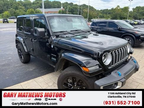 Used 2024 Jeep Wrangler Unlimited Sahara AWD/4WD image 1