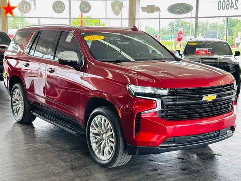Used 2024 Chevrolet Tahoe Premier AWD/4WD image 1