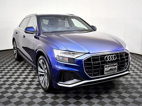 Used 2021 Audi Q8 Prestige image 4