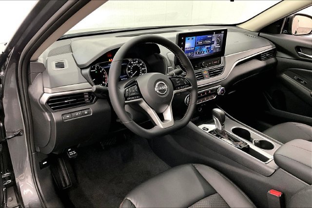 New 2026 Nissan Altima 2.5 SR FWD image 7