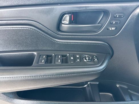 Used 2025 Honda Odyssey Sport-L image 8