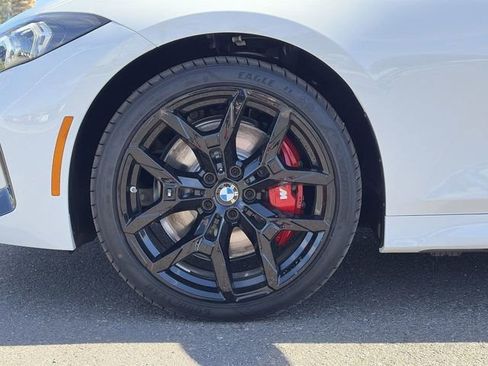Used 2026 BMW 330i Sedan w/ M Sport Package image 10