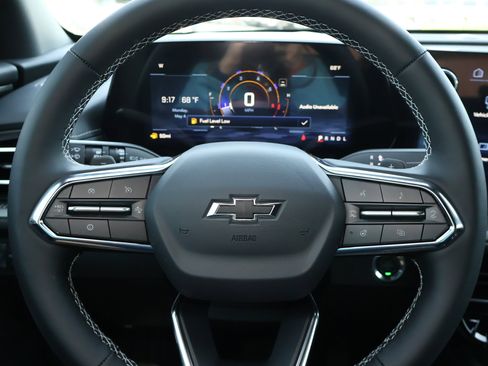 New 2026 Chevrolet Traverse LT w/ Midnight/Sport Edition FWD image 12