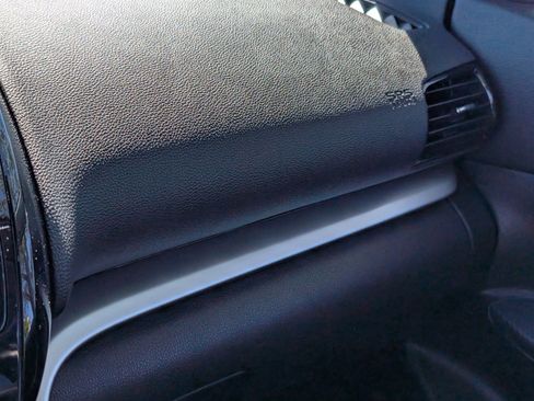 Used 2022 Mitsubishi Eclipse Cross ES image 22