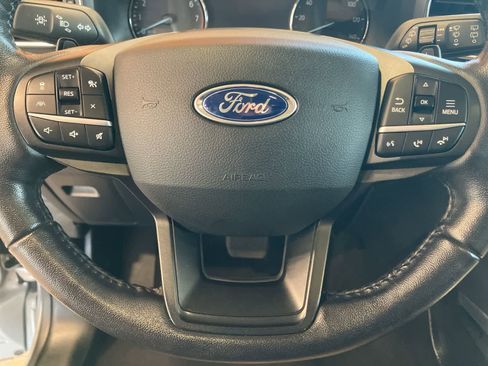 Used 2020 Ford Explorer XLT w/ Equipment Group 202A image 16