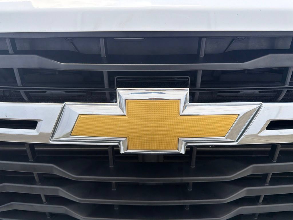 Used 2026 Chevrolet Silverado 3500 LT AWD/4WD image 29