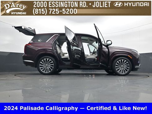 Used 2024 Hyundai Palisade Calligraphy image 34