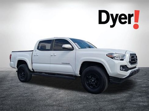Used 2022 Toyota Tacoma SR5 w/ Technology Package RWD image 1