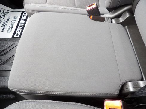 Used 2021 Chevrolet Silverado 1500 LT image 28