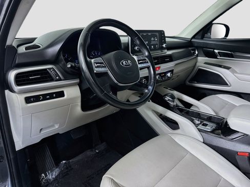 Used 2020 Kia Telluride S FWD image 23