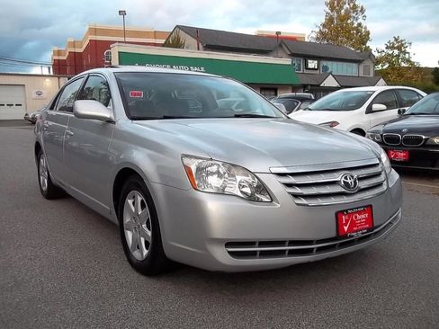 Used 2006 Toyota Avalon XL image 5