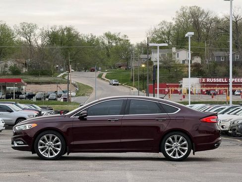 Used 2017 Ford Fusion Platinum FWD image 5