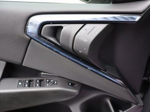 Used 2025 BMW X3 xDrive30i w/ Premium Package image 20