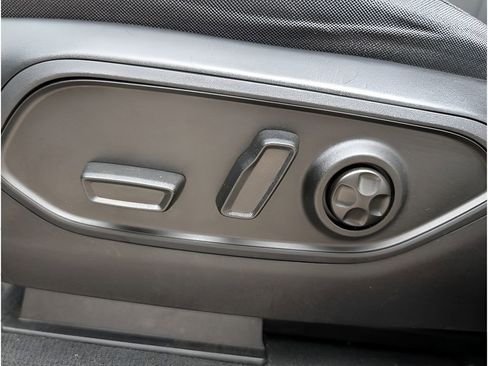 Used 2023 Jeep Grand Cherokee L Laredo w/ Trailer Tow Group (B) AWD/4WD image 15