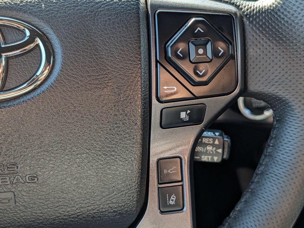 Used 2023 Toyota Tacoma TRD Off-Road AWD/4WD image 28